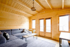 The Cabin - Cains Brewery Village - Free Parking